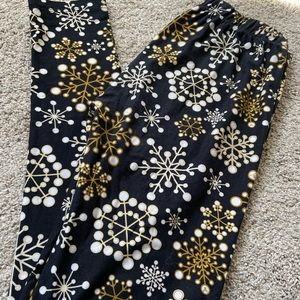 Sweetlegs leggings size petite

All worn very little